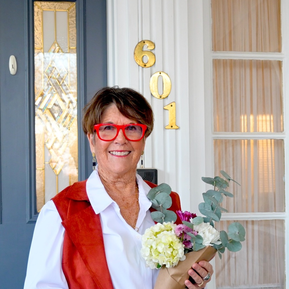 Meet your Posher, Deb